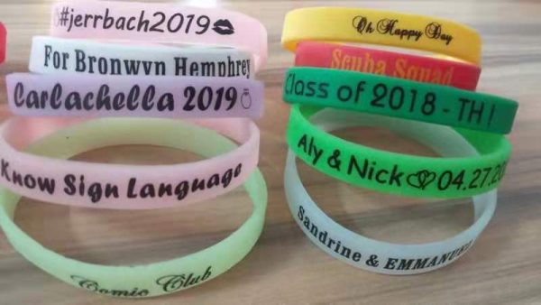 printed-silicone-wristbands-college-party-birthday-party-bachelor-gifts